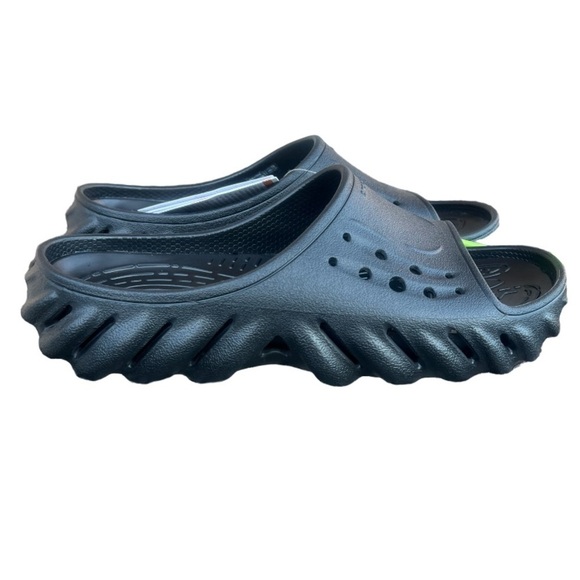 NWT crocs echo slide